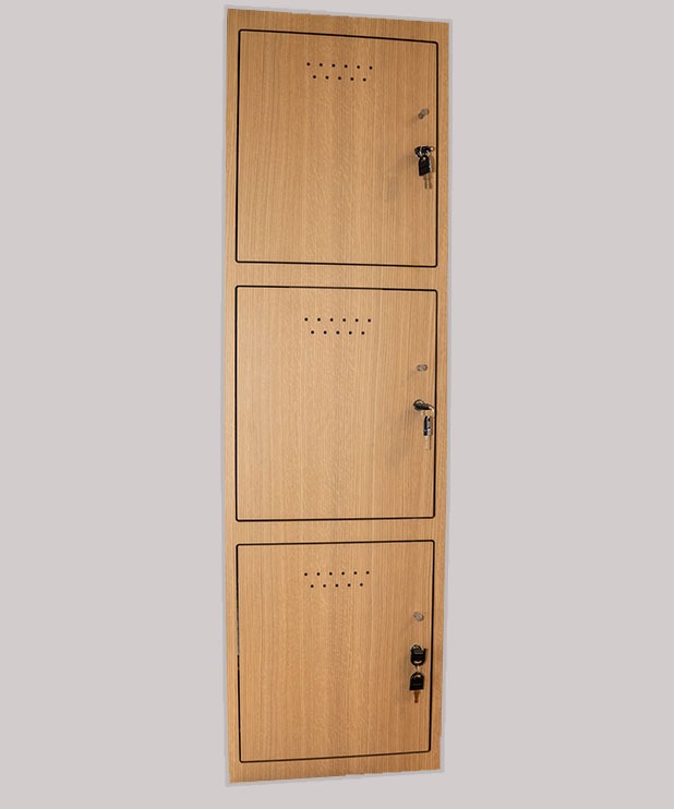 Locker 3 puertas Saw Dust