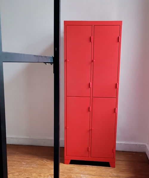 Locker Vestuario Rojo