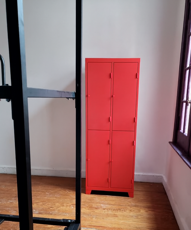 Locker Vestuario Rojo