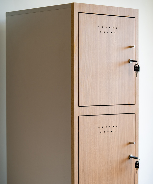 Locker 3 puertas Saw Dust